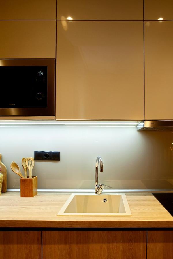 Designer Apartments Close To The Center + Free Parking Thessaloniki Buitenkant foto